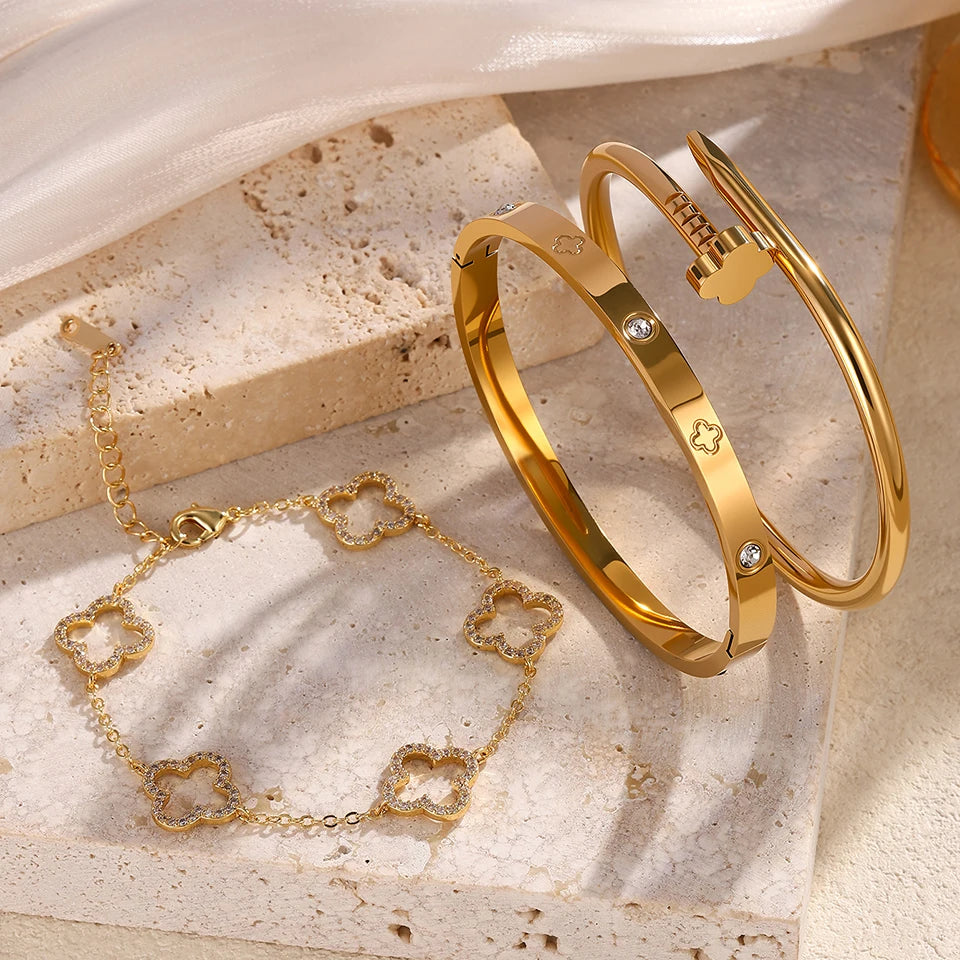 Luxe Clover Nail Bangle Set (3-Piece)