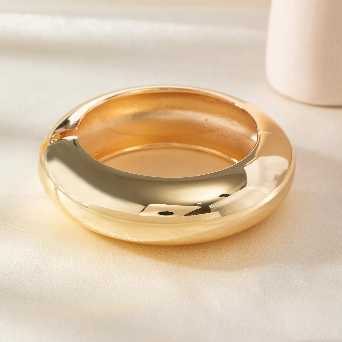 The Bold Curve Resin Bangle
